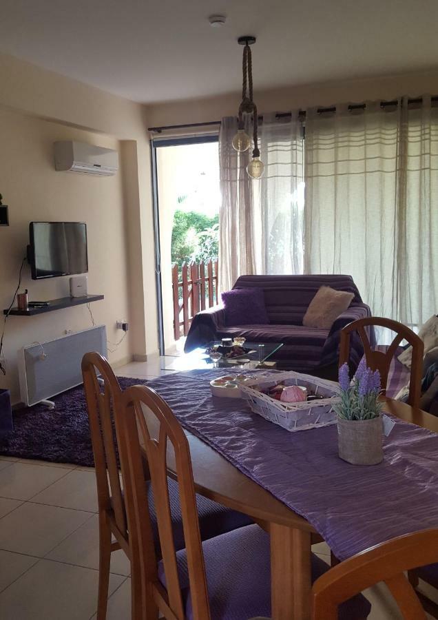 Abitare Cosy Apartment Paphos Eksteriør bilde